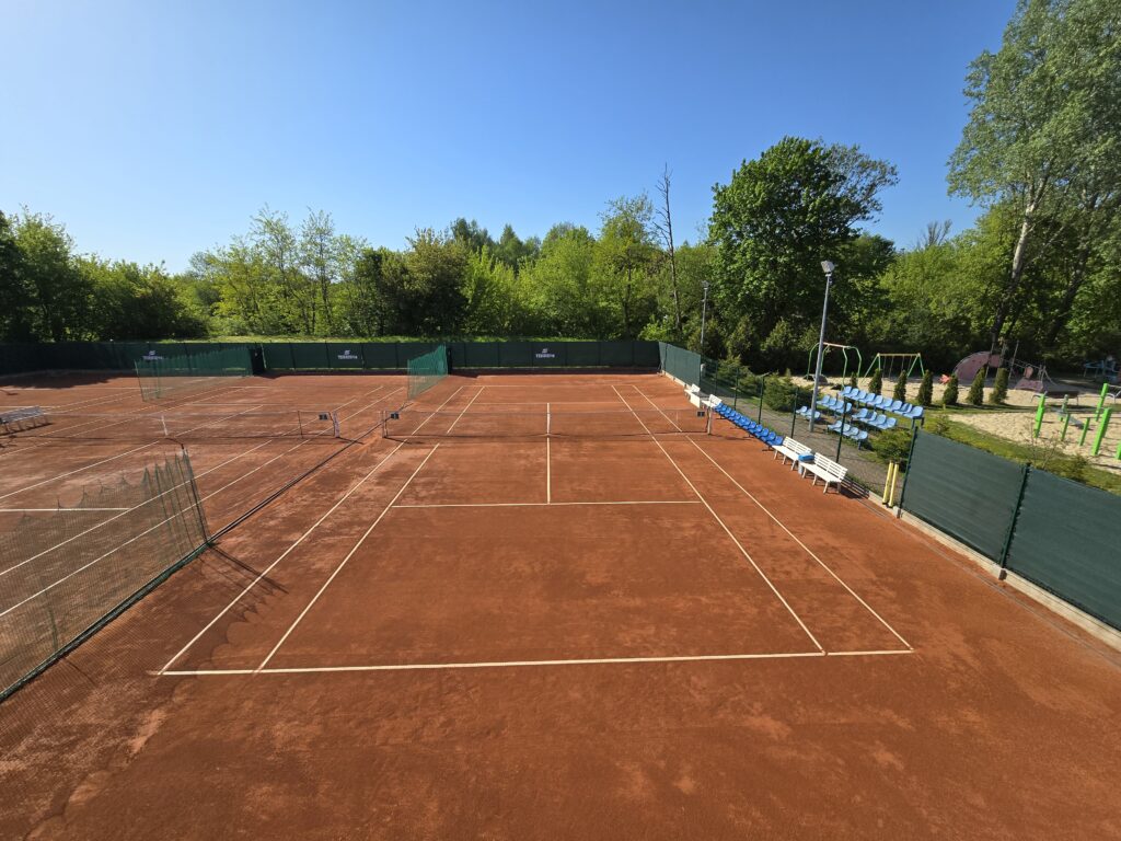 korty warszawa piaseczno ceglane